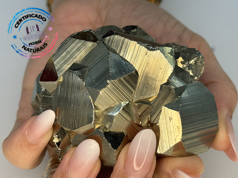 Pirita: O Ouro dos Tolos que Sustenta a Engenharia Mineral Moderna