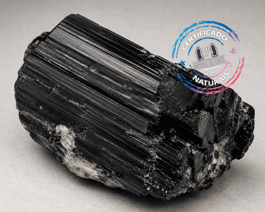 Turmalina Negra: A Pedra da Proteção Energética, Aterramento e Equilíbrio